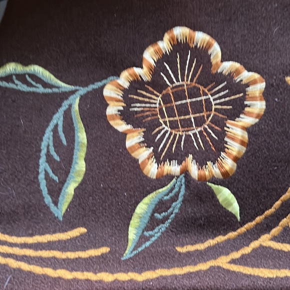 Sarah Violet Brown Embroidered Handbag - Picture 3 of 7